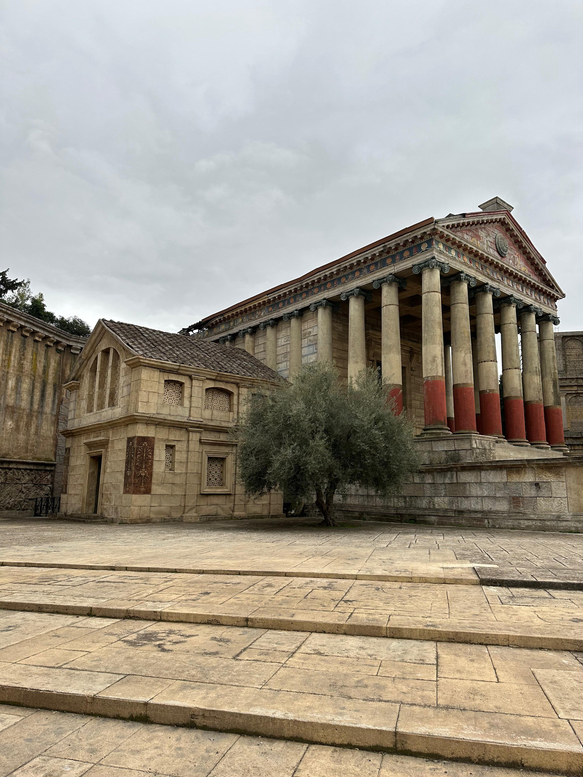 A colonnaded temple façade on the Ancient Rome set at Cinecittà